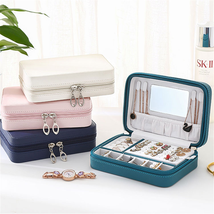 Comment nettoyer les bijoux en cuir?